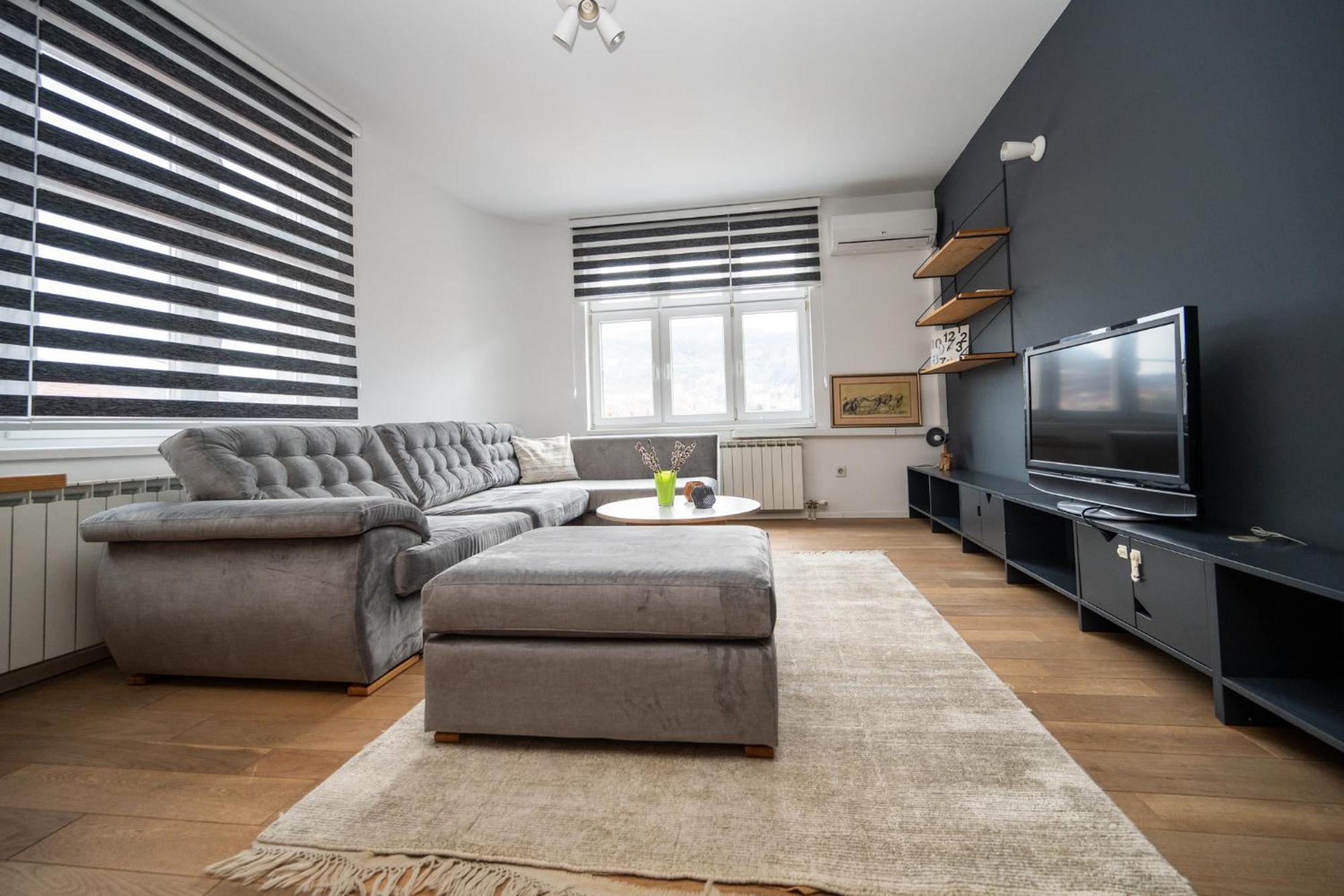 Design 1Bdr Apartment With City View Сараево Екстериор снимка