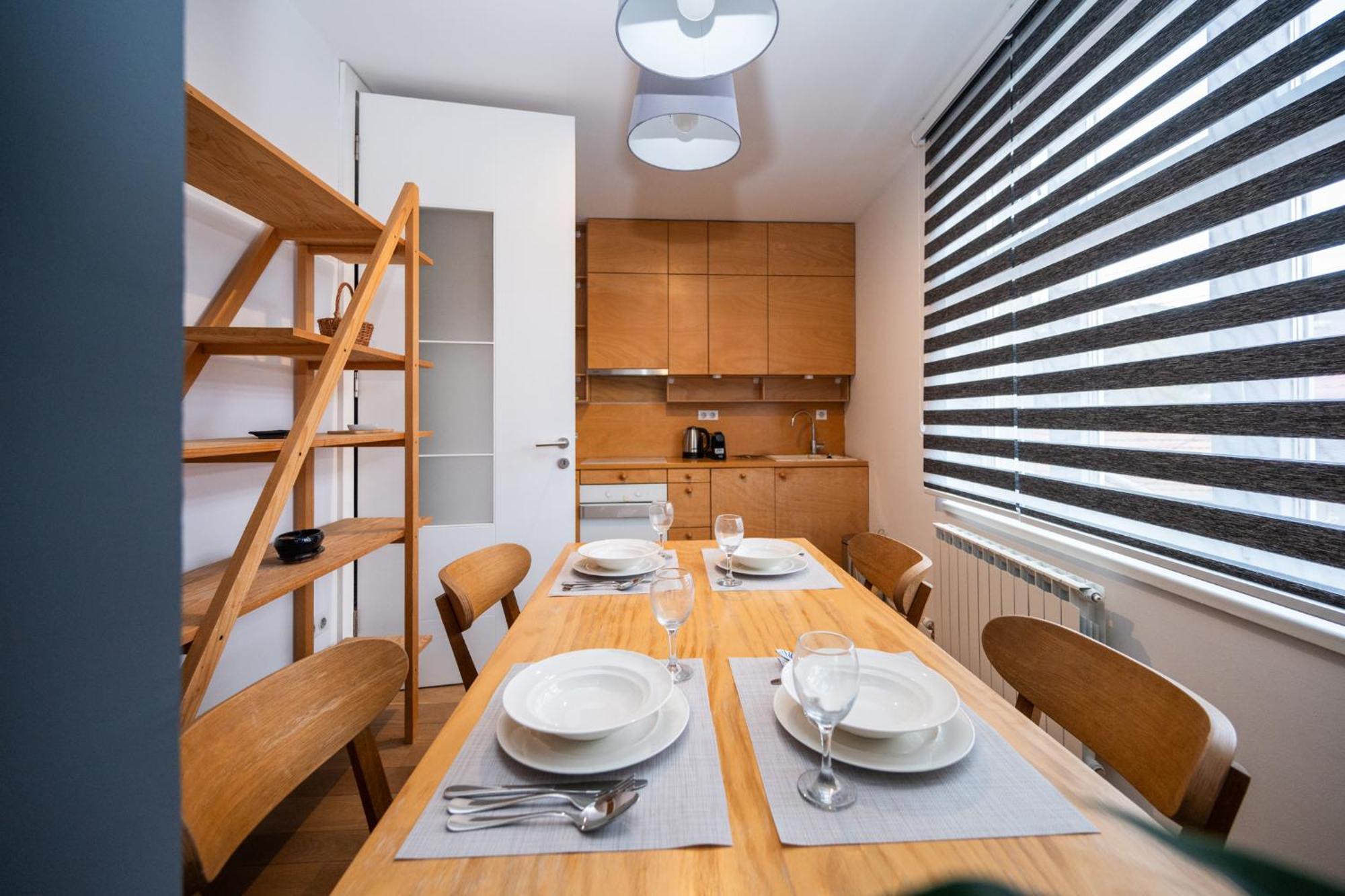 Design 1Bdr Apartment With City View Сараево Екстериор снимка