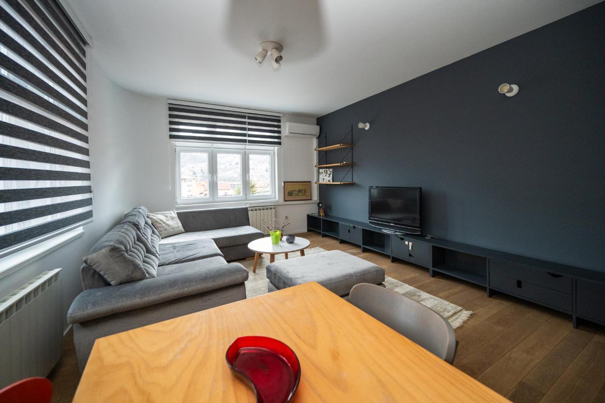 Design 1Bdr Apartment With City View Сараево Екстериор снимка